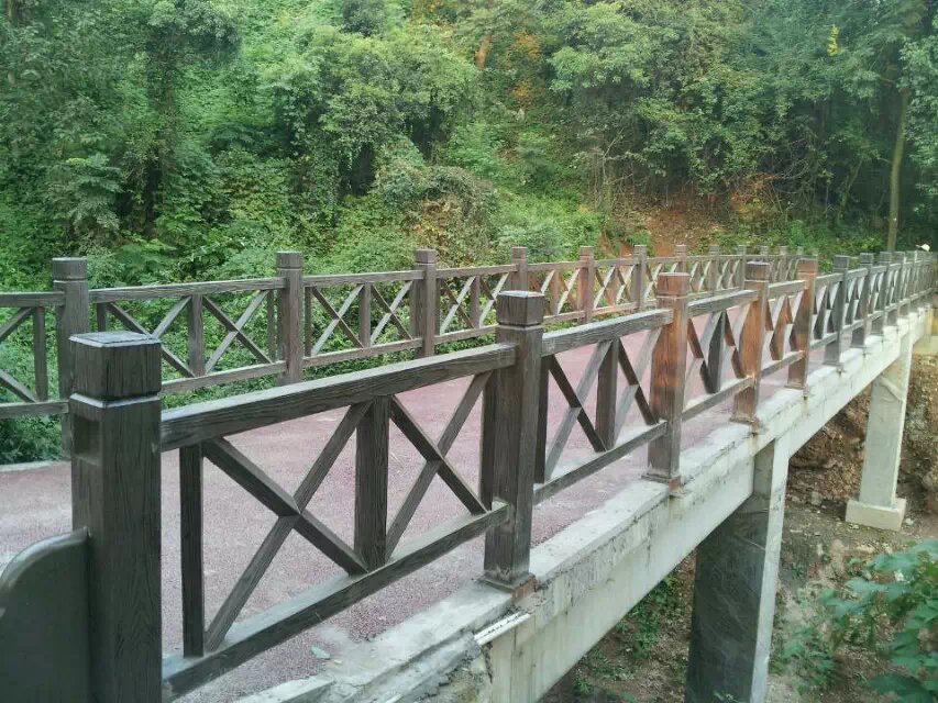 交叉型仿木護欄