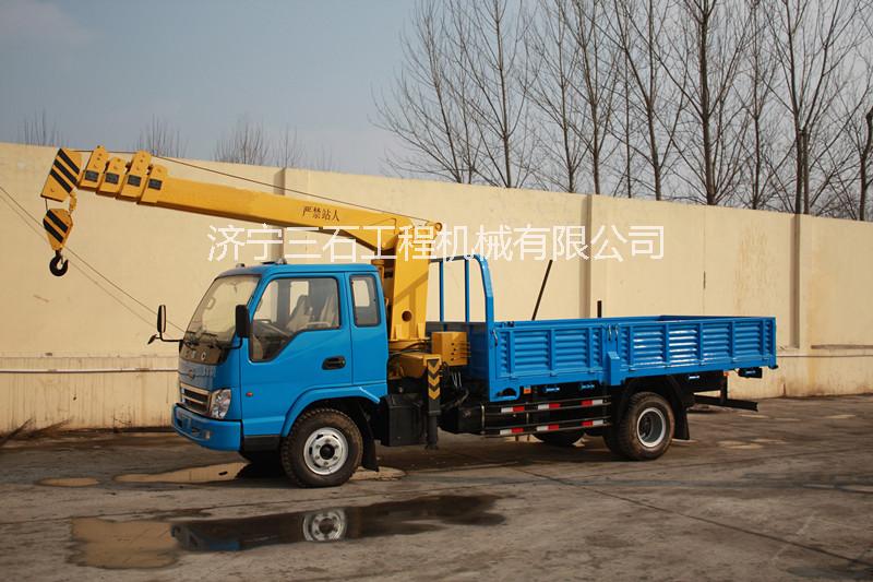 小型吊車 3噸三輪車吊圖片/小型吊車 3噸三輪車吊樣板圖 (3)