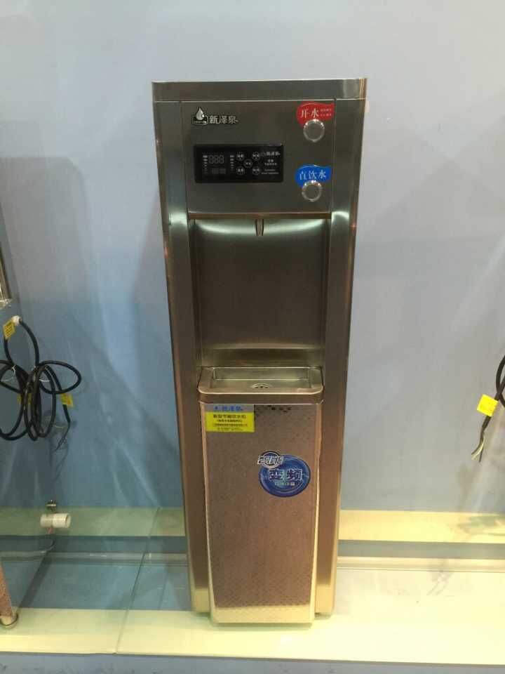 學(xué)校節(jié)能飲水機價格圖片