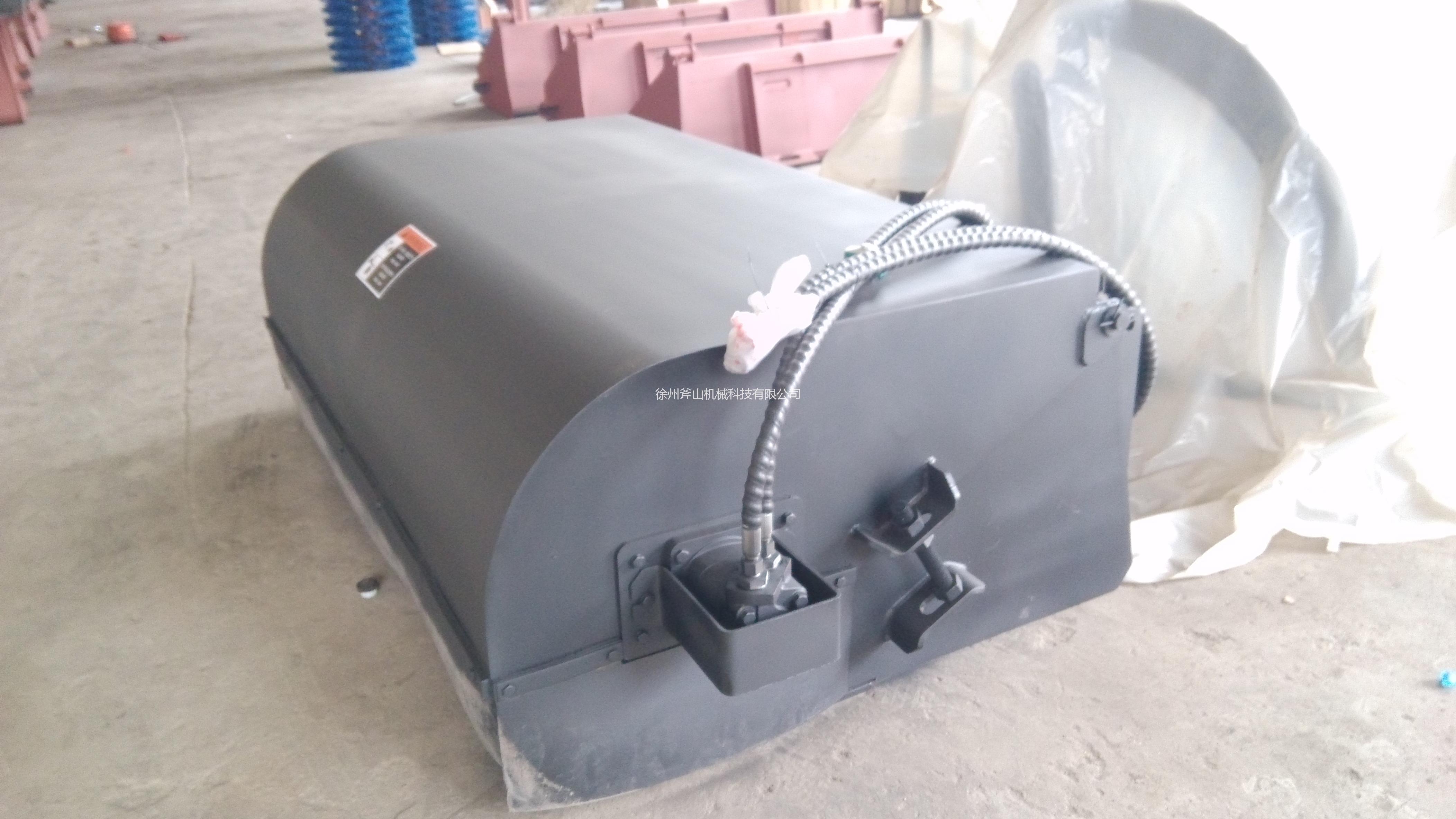 山貓清掃機(jī)圖片/山貓清掃機(jī)樣板圖 (2)