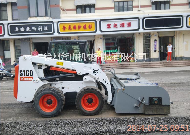 山貓清掃器圖片