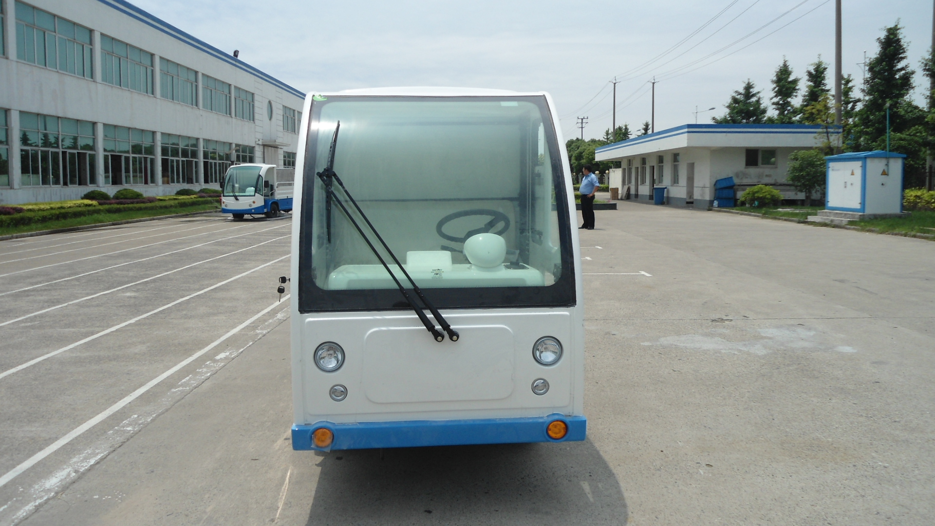 四輪清運車圖片