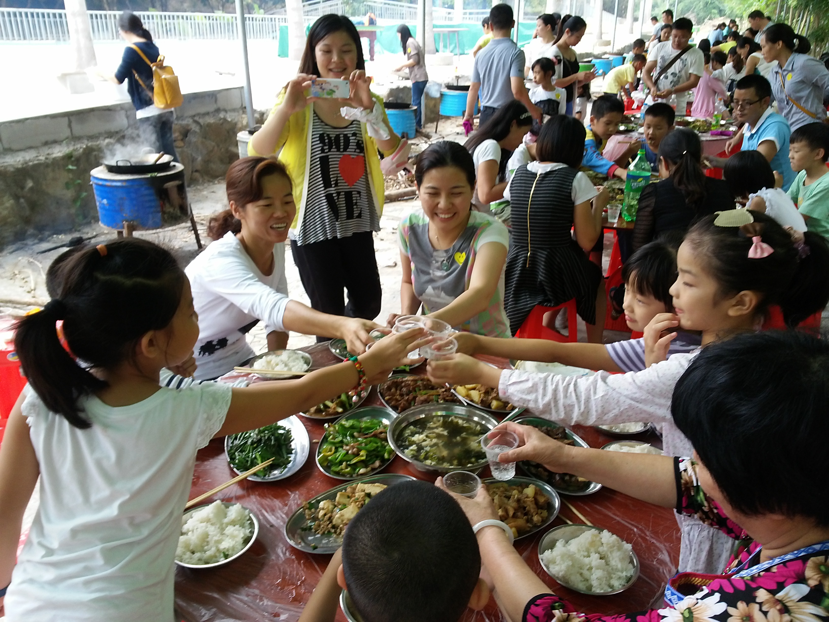 深圳市冰与火的夏天，小桂度假山庄带你嗨厂家