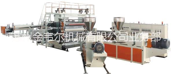 PVC商業(yè)塑膠地板革生產(chǎn)線圖片