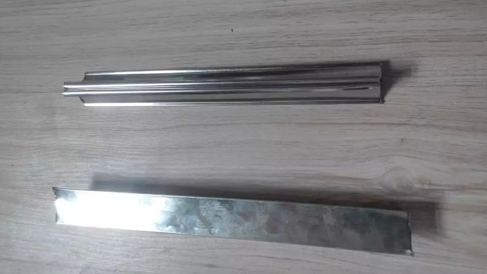 不銹鋼三角龍骨廠家圖片