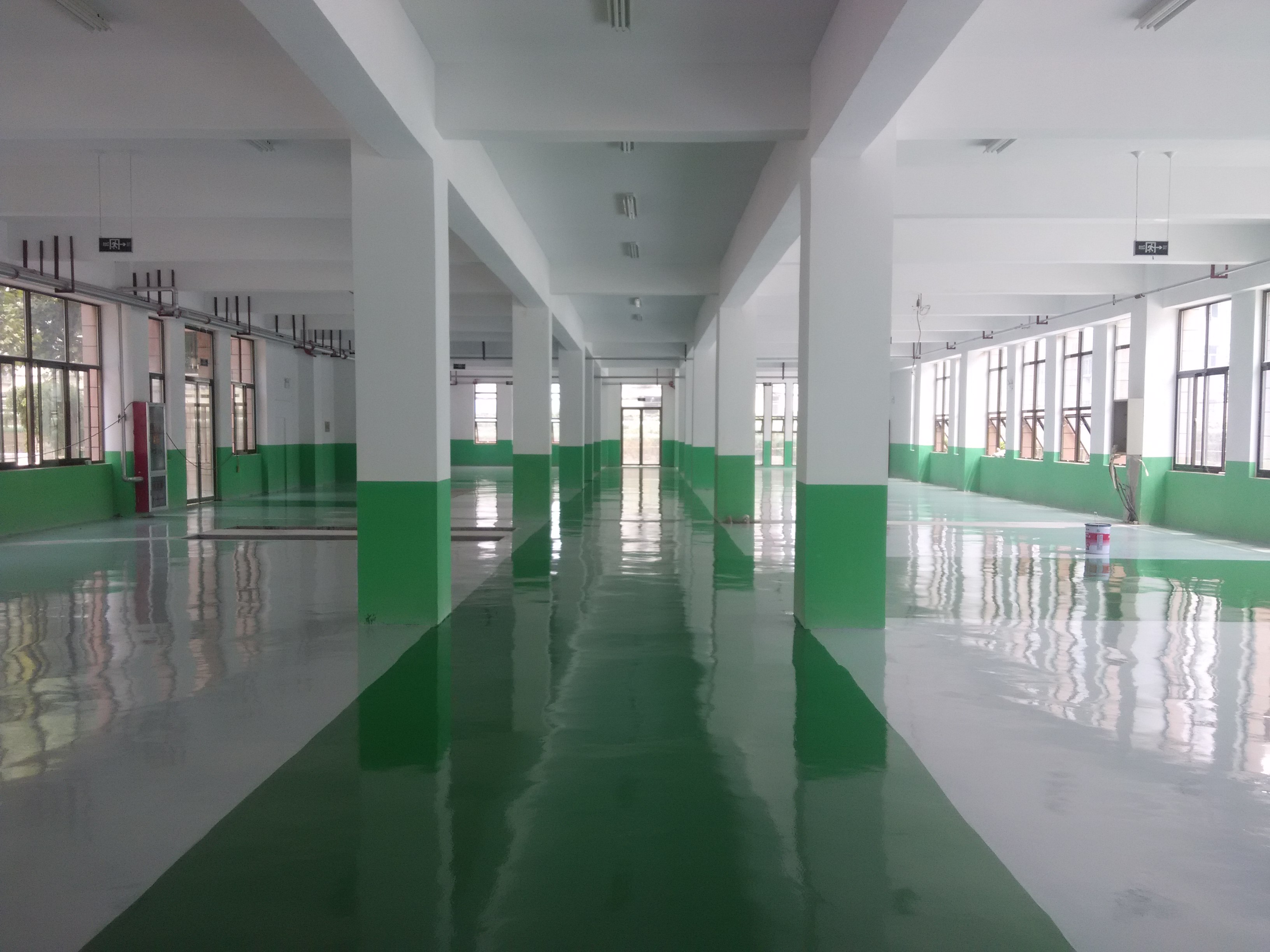 車(chē)間環(huán)氧地坪漆圖片/車(chē)間環(huán)氧地坪漆樣板圖 (1)