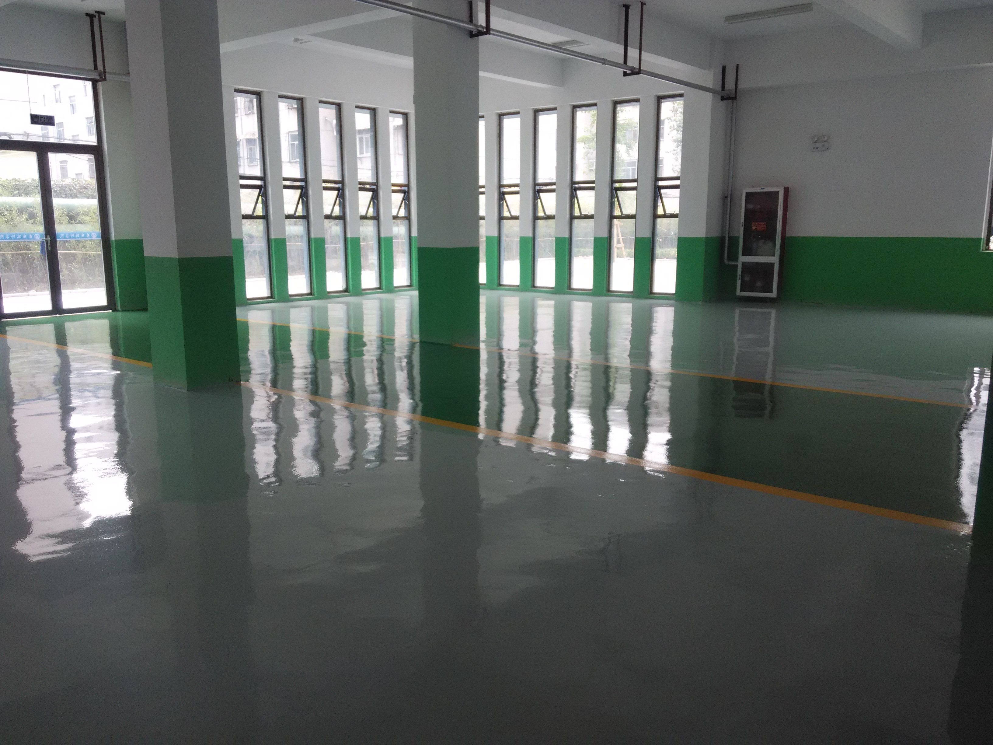 泰安導(dǎo)電地面漆之防靜電環(huán)氧地坪漆圖片/泰安導(dǎo)電地面漆之防靜電環(huán)氧地坪漆樣板圖 (3)