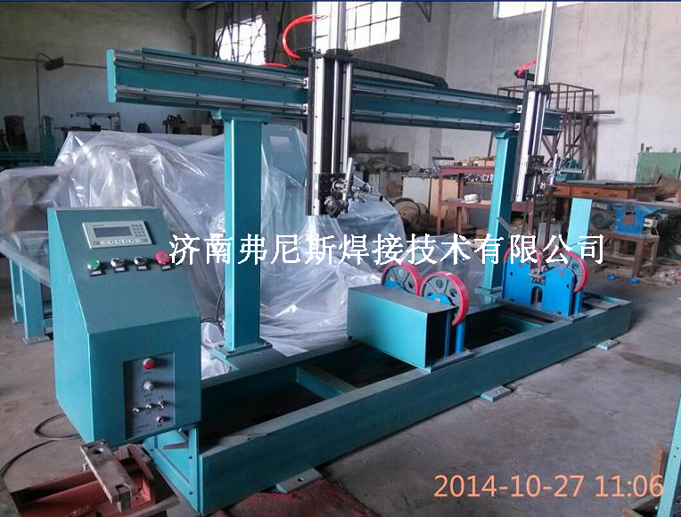 環(huán)縫焊接設(shè)備圖片
