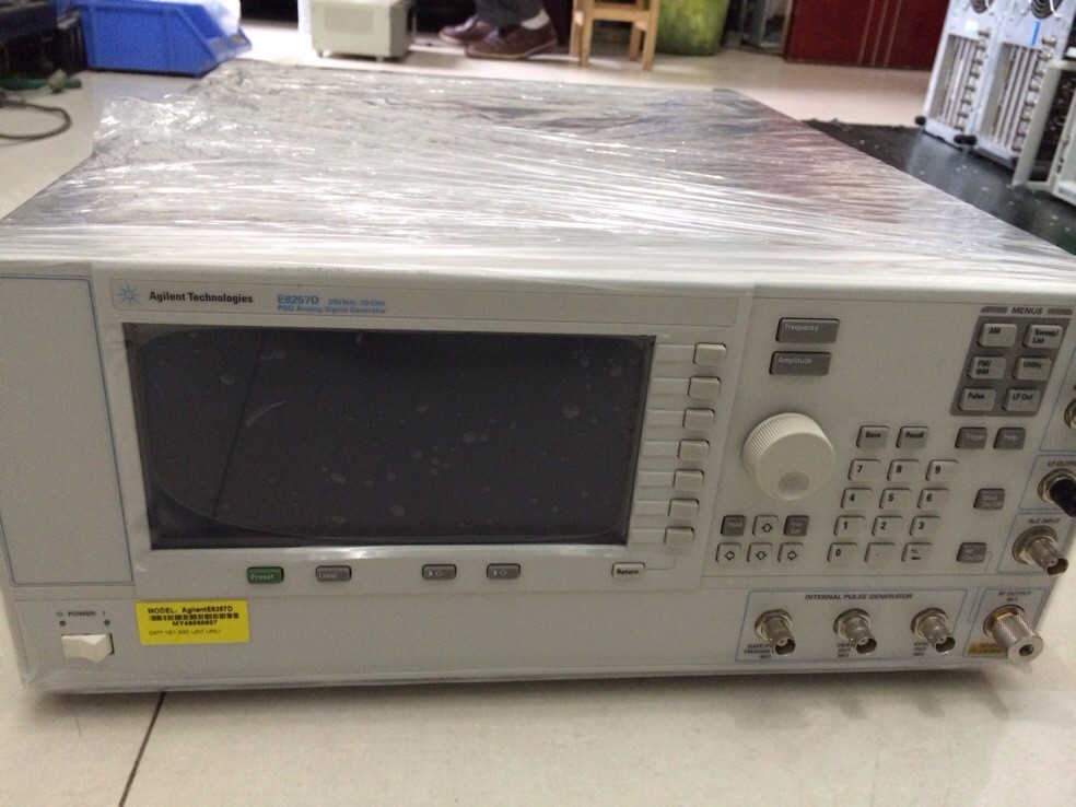 Agilent E8267D PSG矢量信号发生器图片