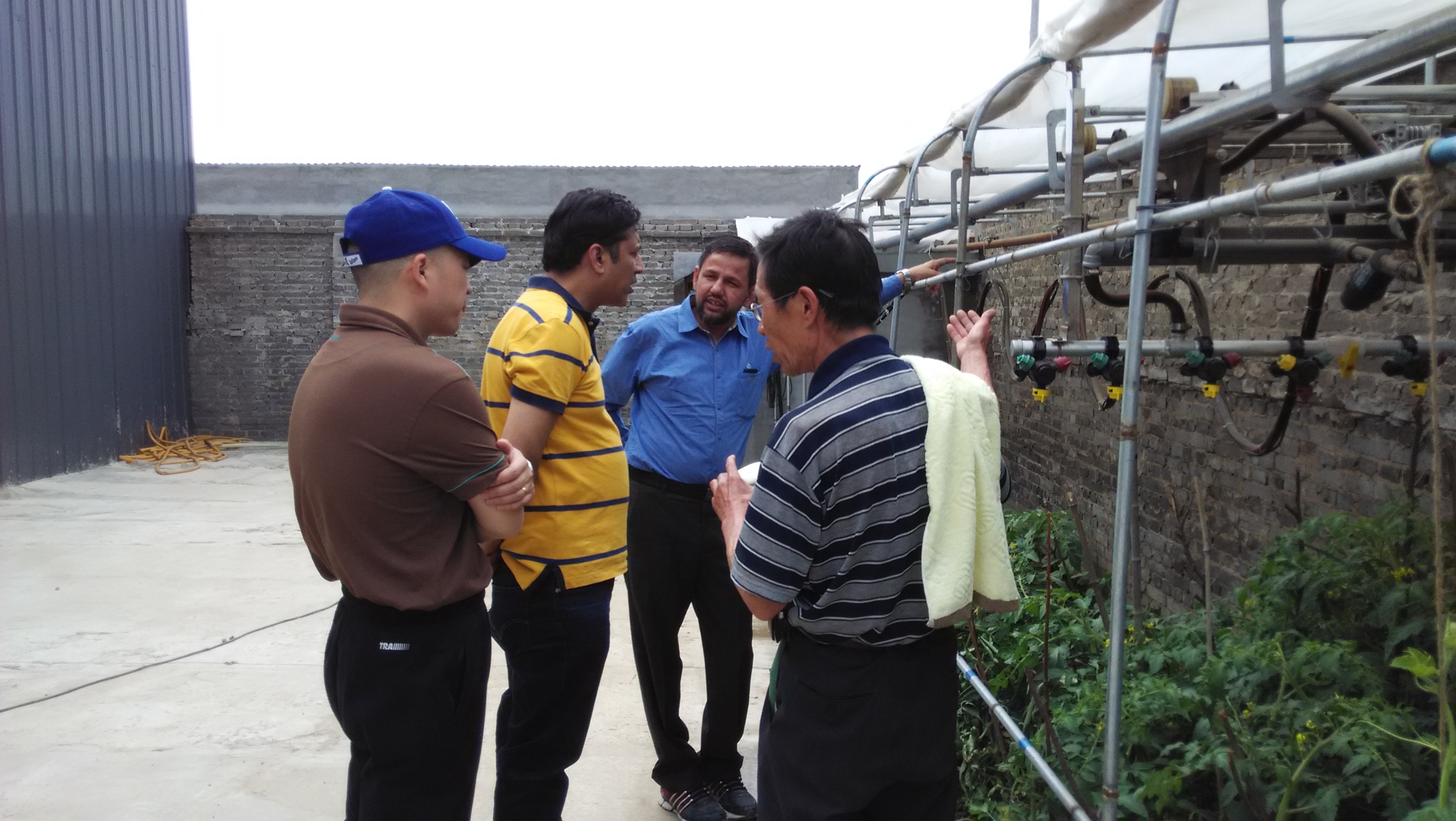 溫室噴灌機(jī)圖片/溫室噴灌機(jī)樣板圖 (1)