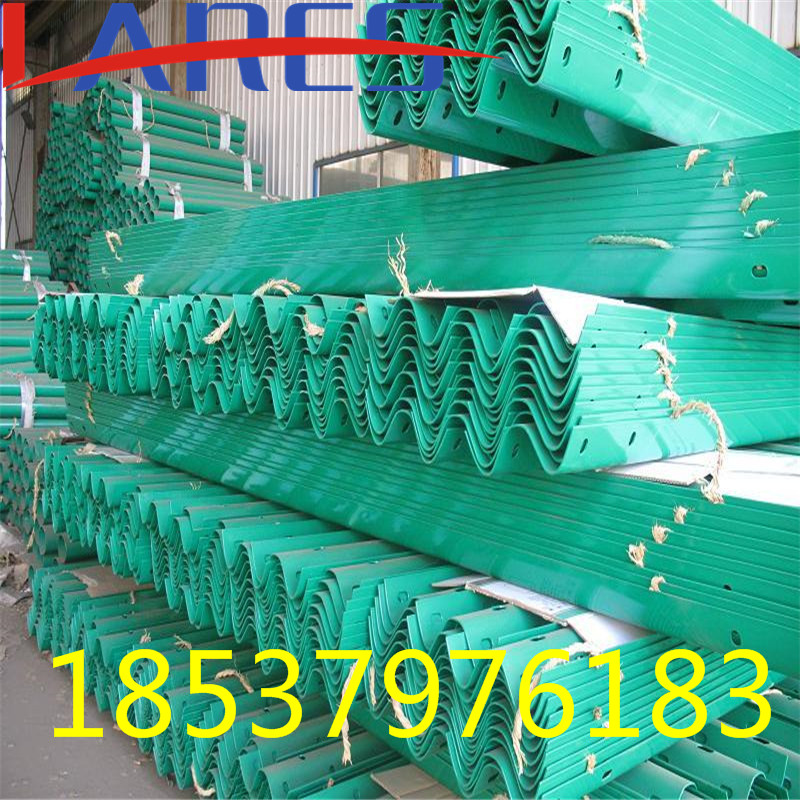 供應(yīng)河南防撞波形護欄生產(chǎn)廠家圖片