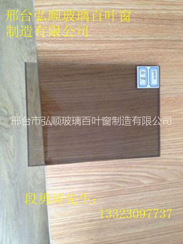浮法灰茶玻璃百葉窗圖片