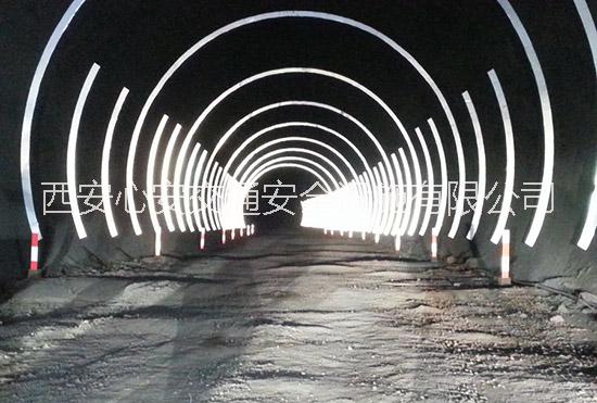 供應(yīng)反光環(huán)|隧道反光環(huán)|反光環(huán)生產(chǎn)廠家|去哪可以做隧道反光環(huán)|反光環(huán)價(jià)格|西安反光環(huán)標(biāo)牌廠家