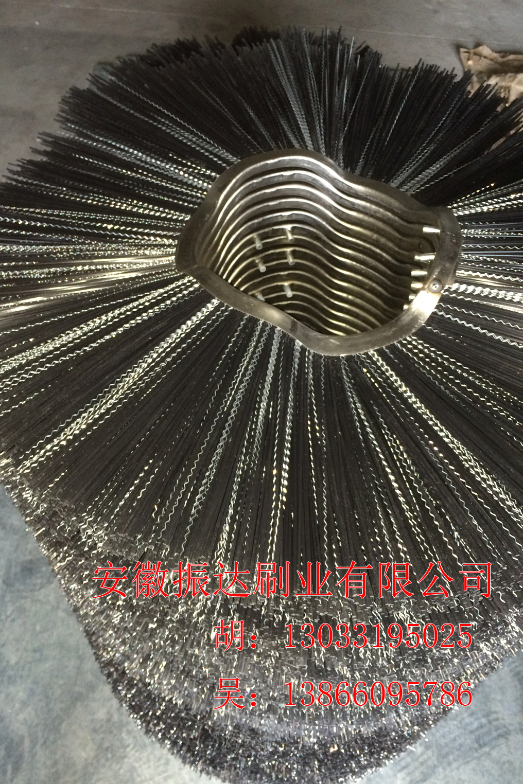 雞西市鋼絲材質(zhì)掃雪刷圖片
