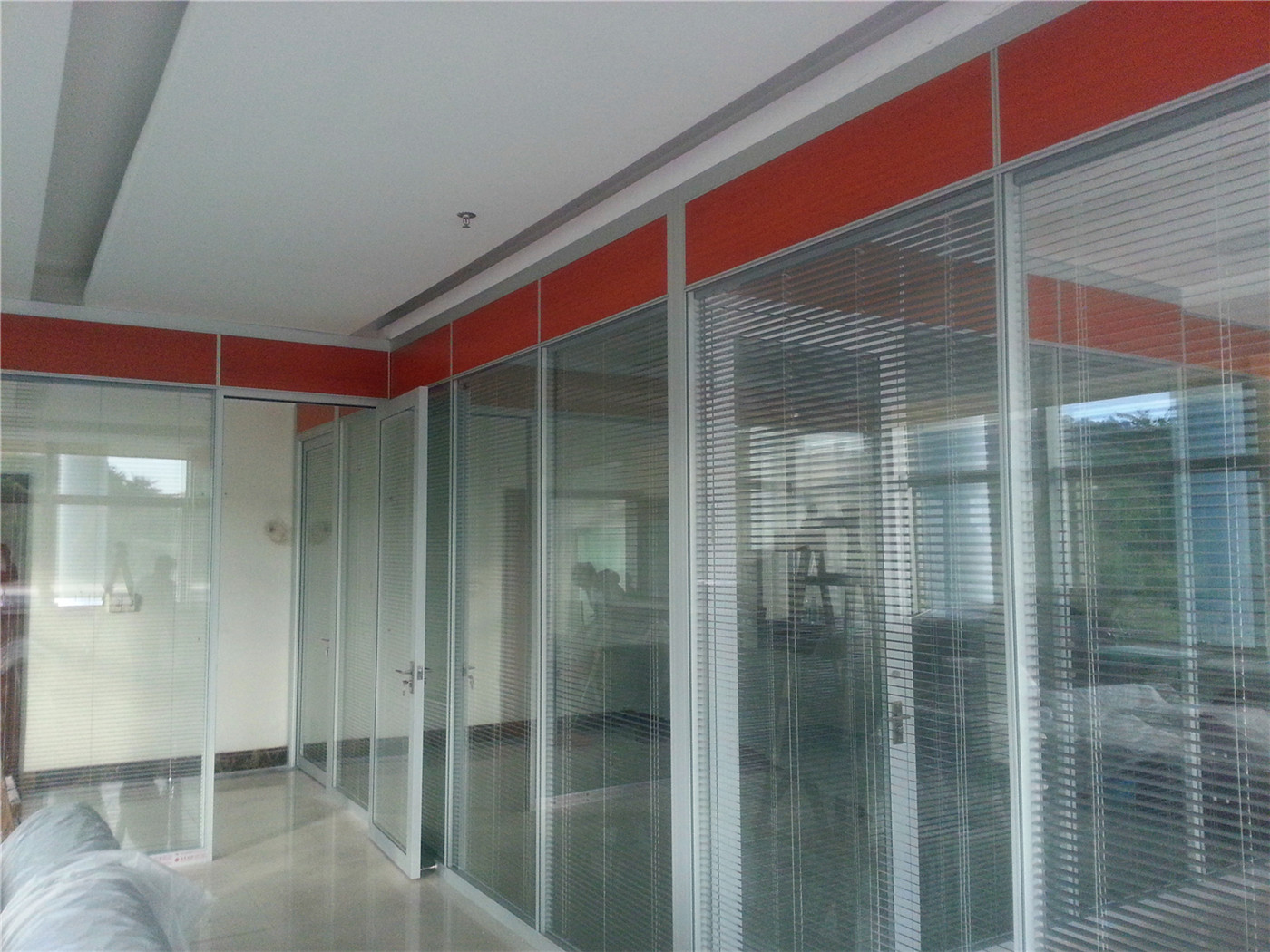 玻璃隔斷 雙層玻璃加百葉圖片/玻璃隔斷 雙層玻璃加百葉樣板圖 (2)