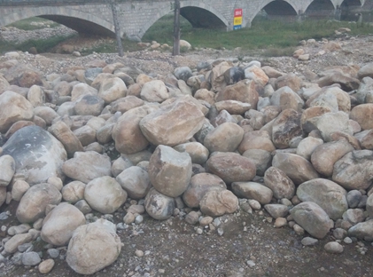 鵝卵石產(chǎn)地 鵝卵石廠家鵝卵石批發(fā)