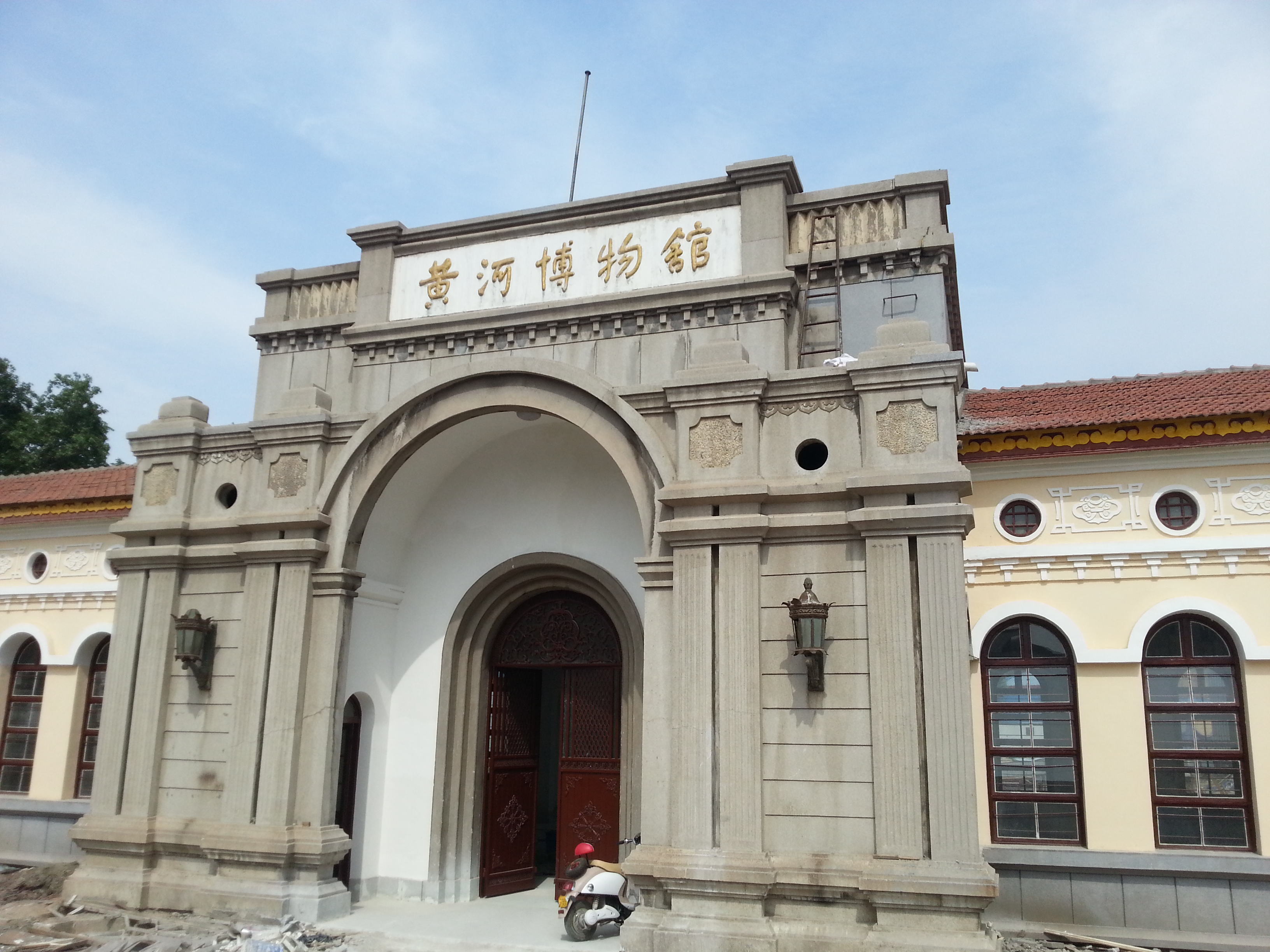 供应河南专业旧楼改造加固工程价格，河南建筑结补强加固，河南专业砖混楼加固图片