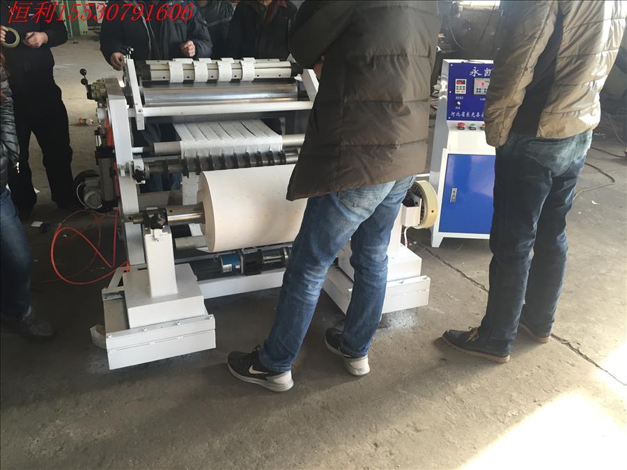 鄭州鑫宏牌1000型分切機(jī)復(fù)卷機(jī)圖片/鄭州鑫宏牌1000型分切機(jī)復(fù)卷機(jī)樣板圖 (3)