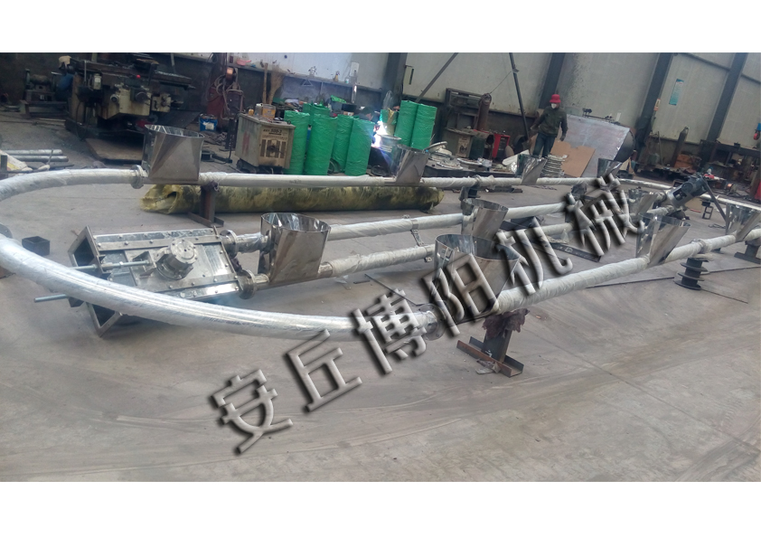 管鏈輸送機(jī)圖片