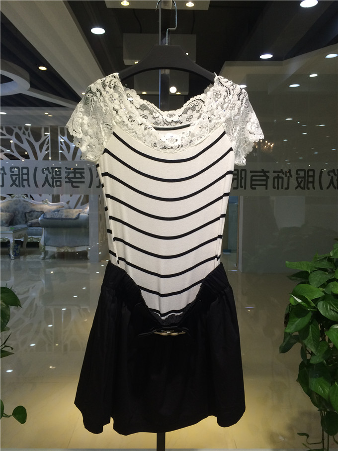 供應(yīng)艾利歐女裝折扣批發(fā)2015春裝