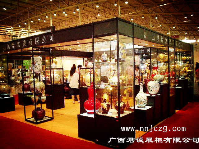 各種展柜，貨架圖片