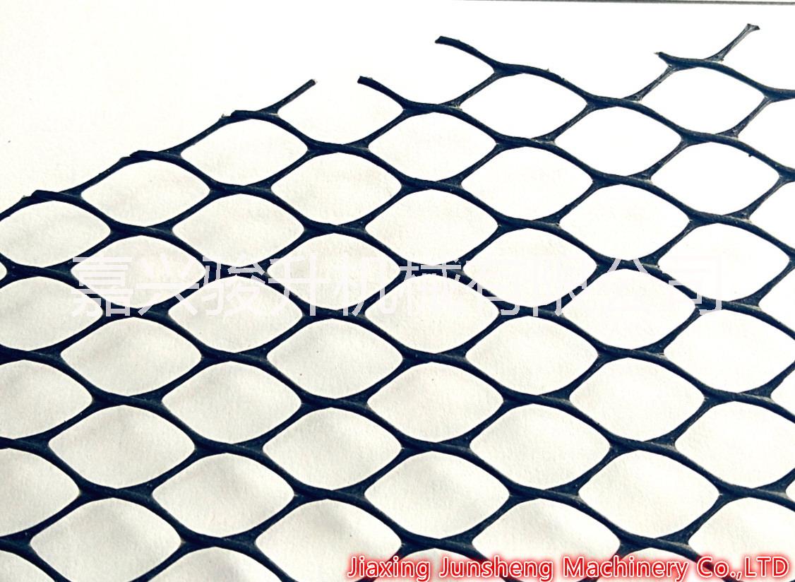 供應(yīng)塑料土工網(wǎng)生產(chǎn)設(shè)備，塑料土工網(wǎng)生產(chǎn)設(shè)備廠家