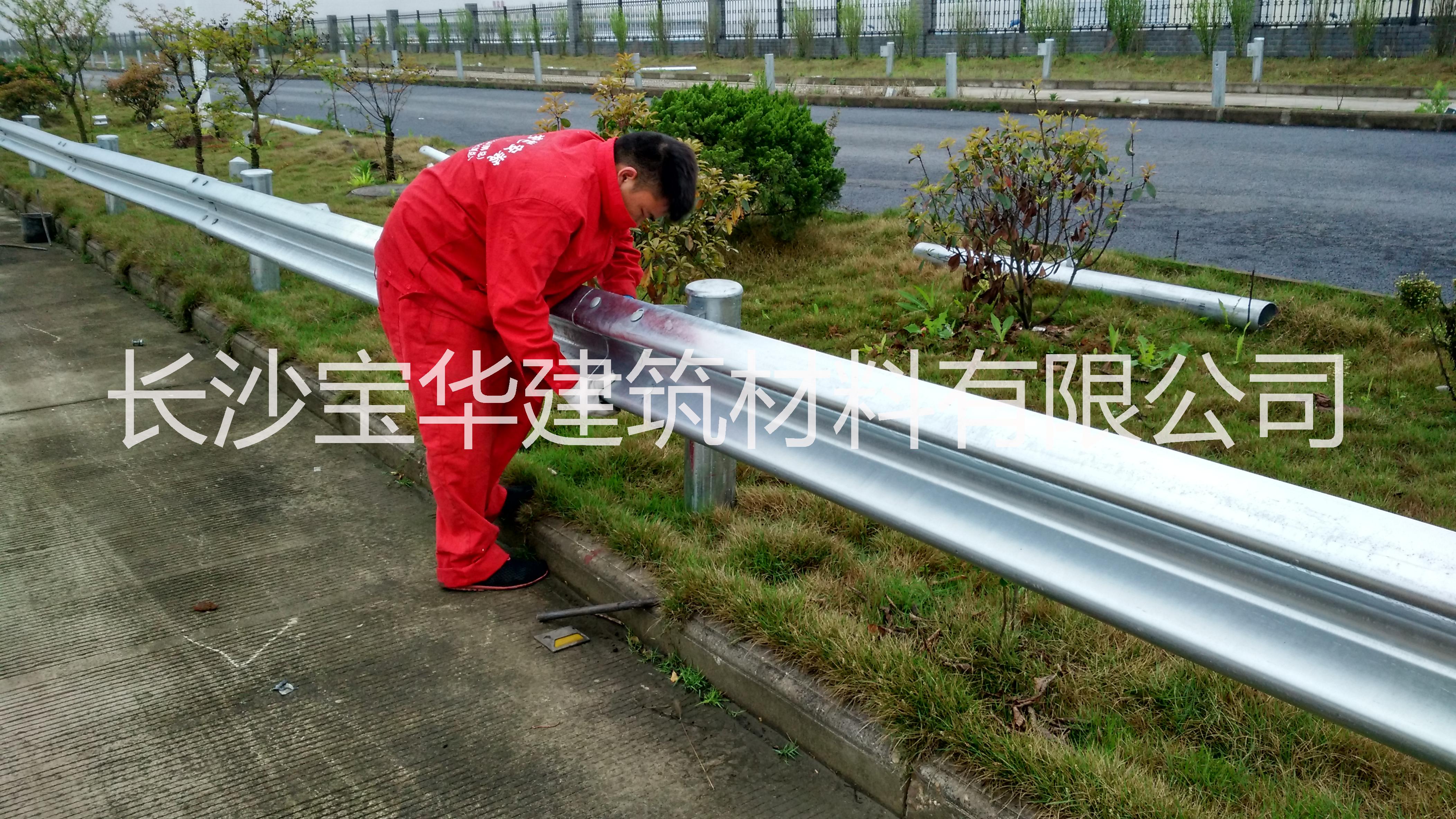 長沙公路護欄，道路防護防撞欄圖片