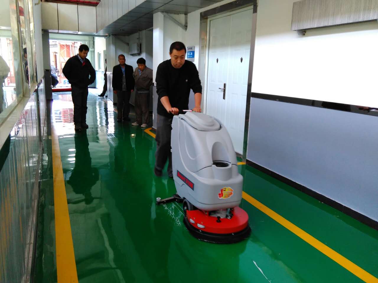 貝納特洗地機圖片/貝納特洗地機樣板圖 (4)