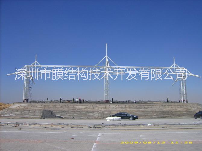 張拉膜結(jié)構(gòu)圖片/張拉膜結(jié)構(gòu)樣板圖 (2)