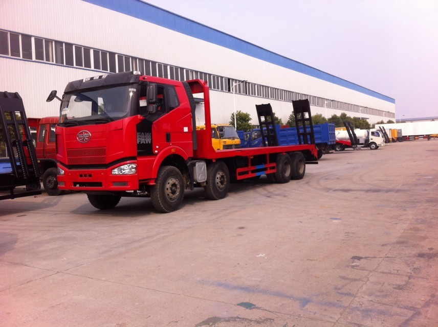 解放J6前四后八平板運輸車圖片/解放J6前四后八平板運輸車樣板圖 (3)