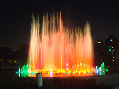 供應(yīng)LED音樂噴泉燈  LED音樂噴泉燈價格 水下噴泉燈廠家