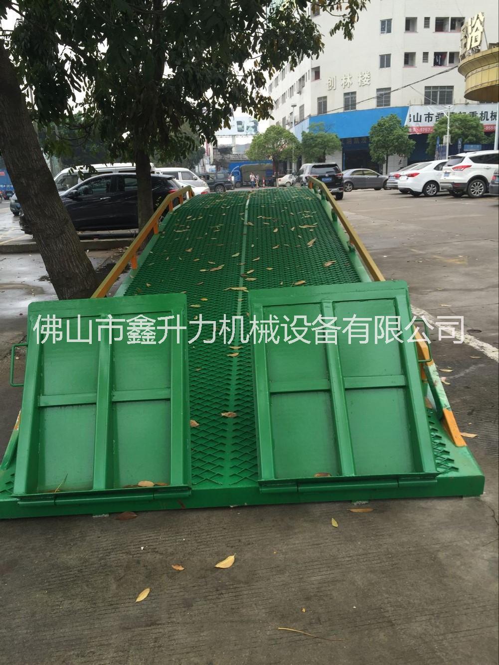 供應(yīng)移動卸貨平臺、移動式登車橋回收、大瀝貨柜車裝卸平臺租賃