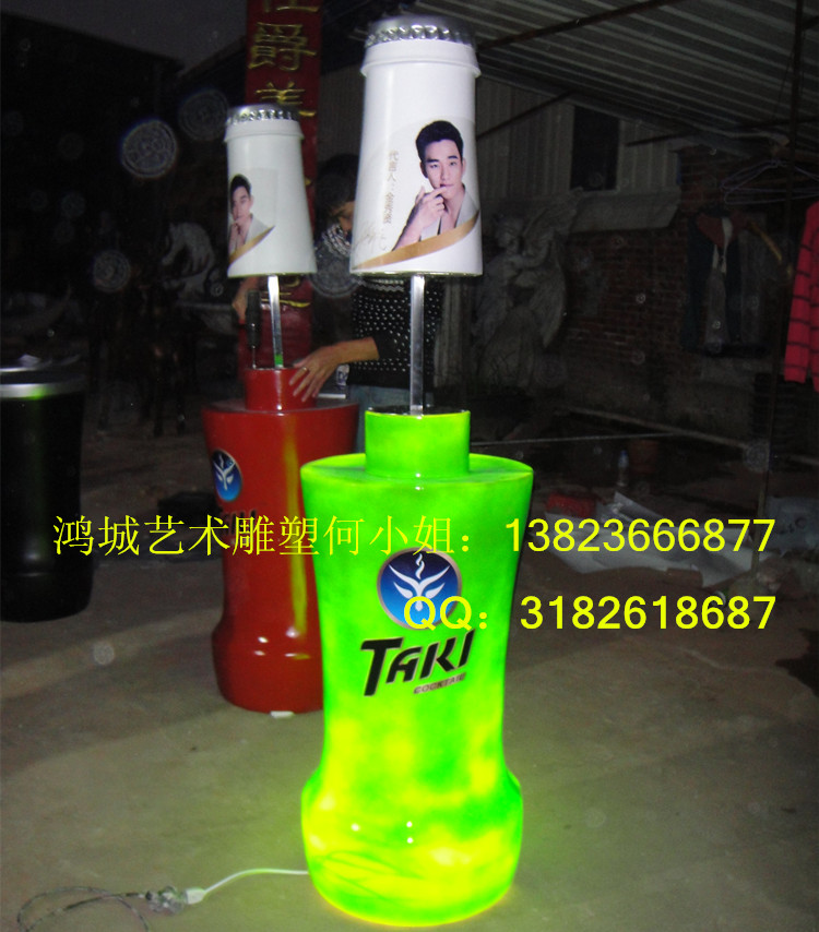 半透光玻璃鋼雞尾酒瓶雕塑圖片/半透光玻璃鋼雞尾酒瓶雕塑樣板圖 (2)