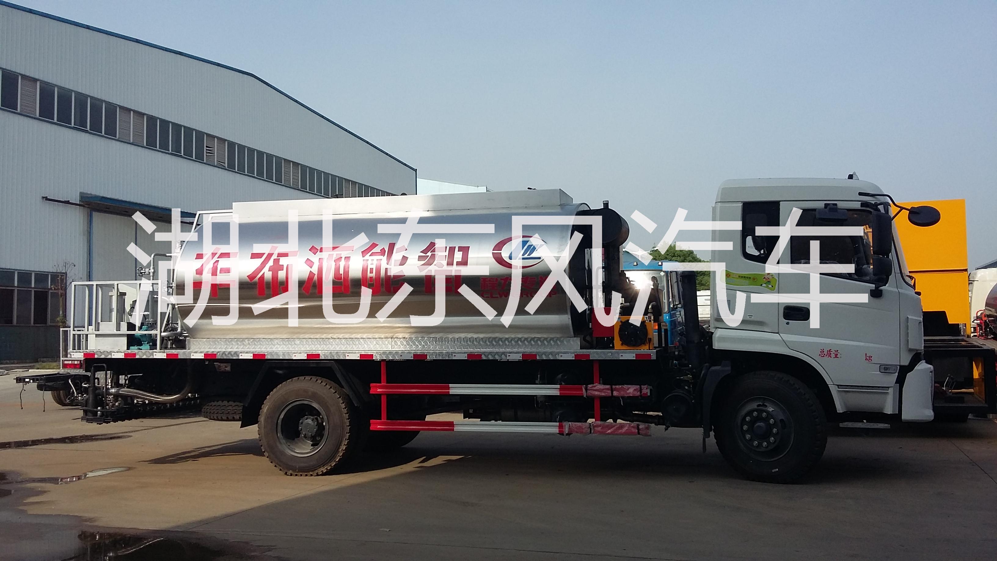 瀝青灑布車圖片/瀝青灑布車樣板圖 (2)