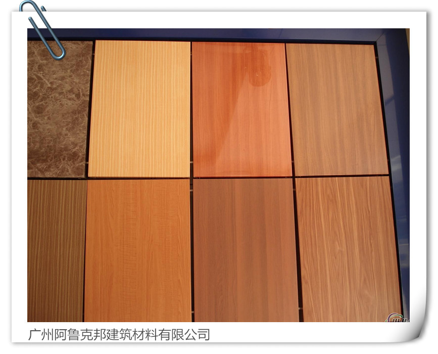 覆膜金屬復(fù)合板（木紋金屬復(fù)合板）