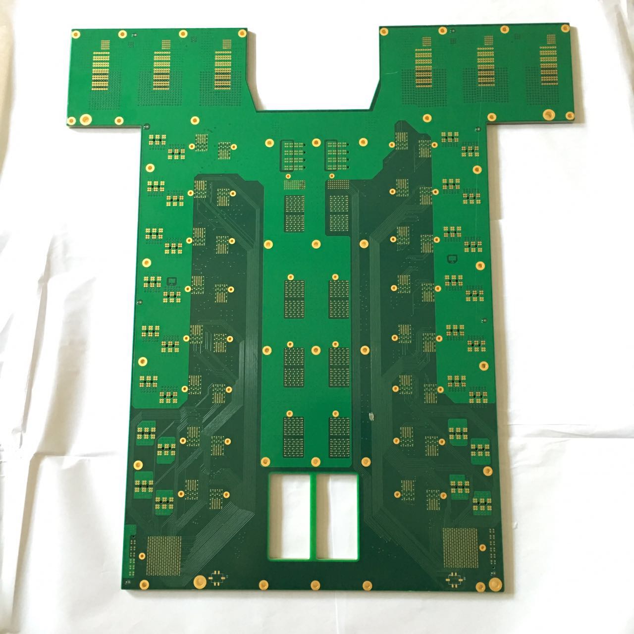 供應用于*，空間站的134層高端PCB硬板
