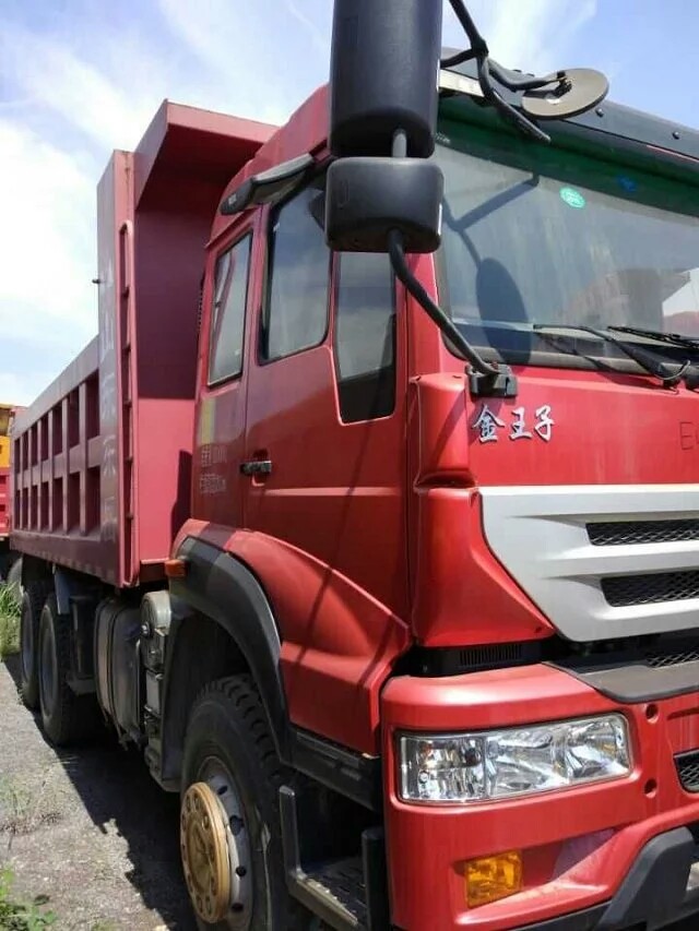 金王子340馬力5.6米自卸車圖片