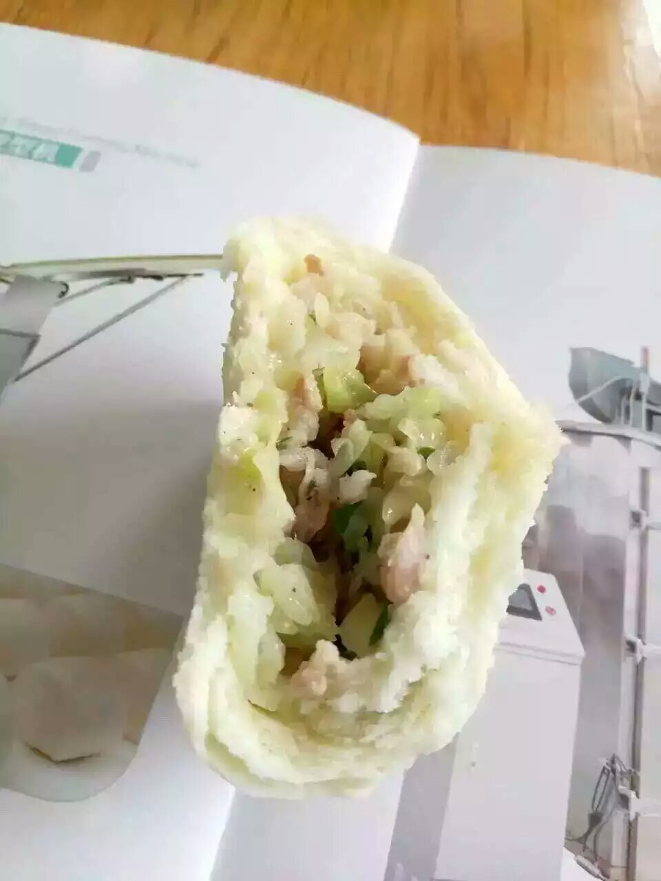 萬杰智能數(shù)控饅頭機(jī)的價(jià)格