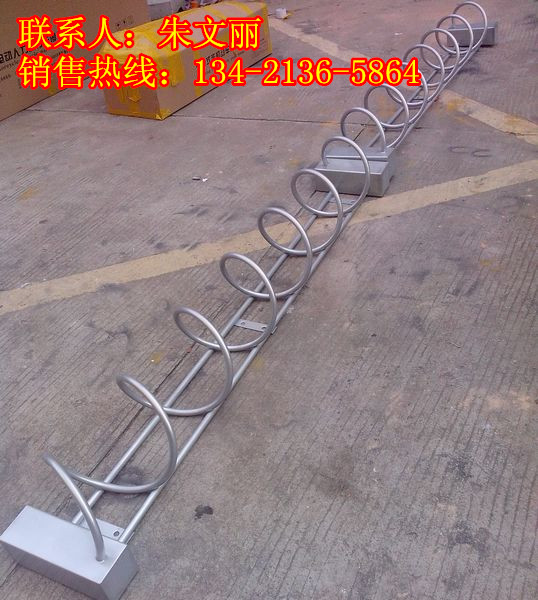 桂豐牌螺旋式自行停車架圖片