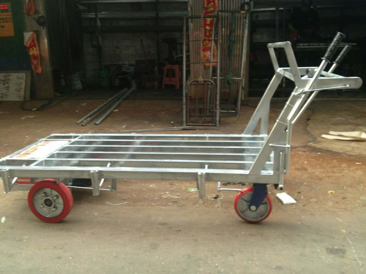 供應(yīng)電動平板車
