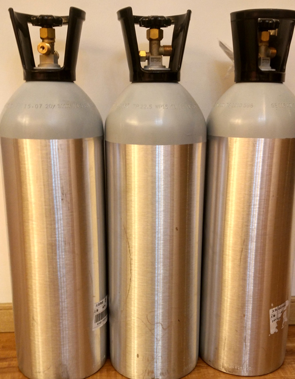 杭州醫(yī)用氧氣高純氮?dú)馐称芳?jí)二氧化圖片/杭州醫(yī)用氧氣高純氮?dú)馐称芳?jí)二氧化樣板圖 (3)
