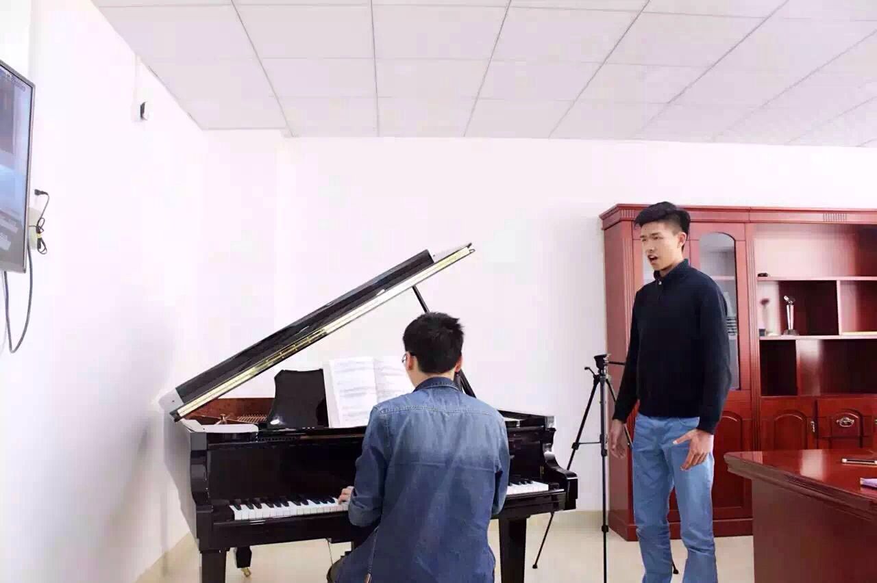 廣州音樂高考聲樂鋼琴培訓(xùn)藝考課程圖片/廣州音樂高考聲樂鋼琴培訓(xùn)藝考課程樣板圖 (2)