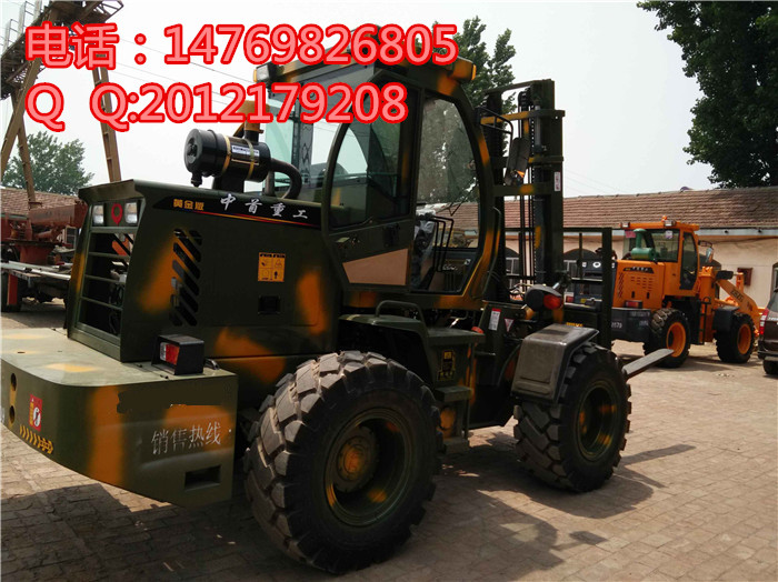 四驅(qū)叉車圖片