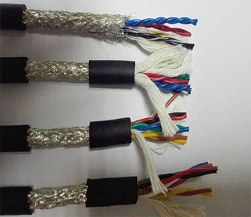雙絞帶屏蔽拖鏈電纜圖片