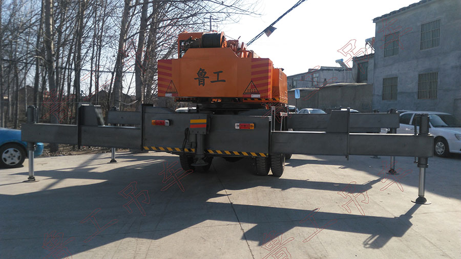 港口碼頭固定吊圖片/港口碼頭固定吊樣板圖 (4)