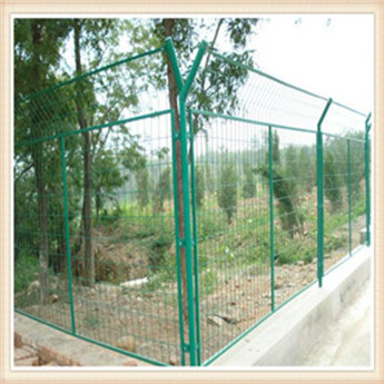 球場(chǎng)圍欄網(wǎng)圖片/球場(chǎng)圍欄網(wǎng)樣板圖 (4)