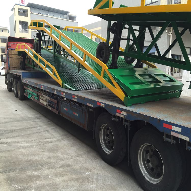 供應(yīng)清城集裝箱移動(dòng)登車橋供貨商登車橋廠家批發(fā)安裝