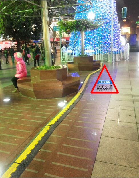 優(yōu)質(zhì)護(hù)線槽的質(zhì)量