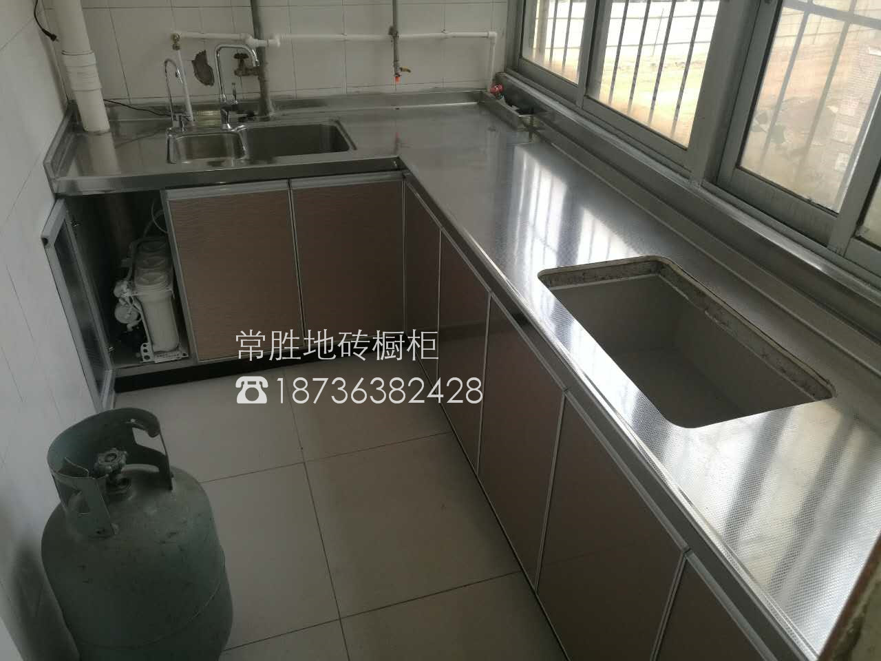 常勝地磚櫥柜圖片