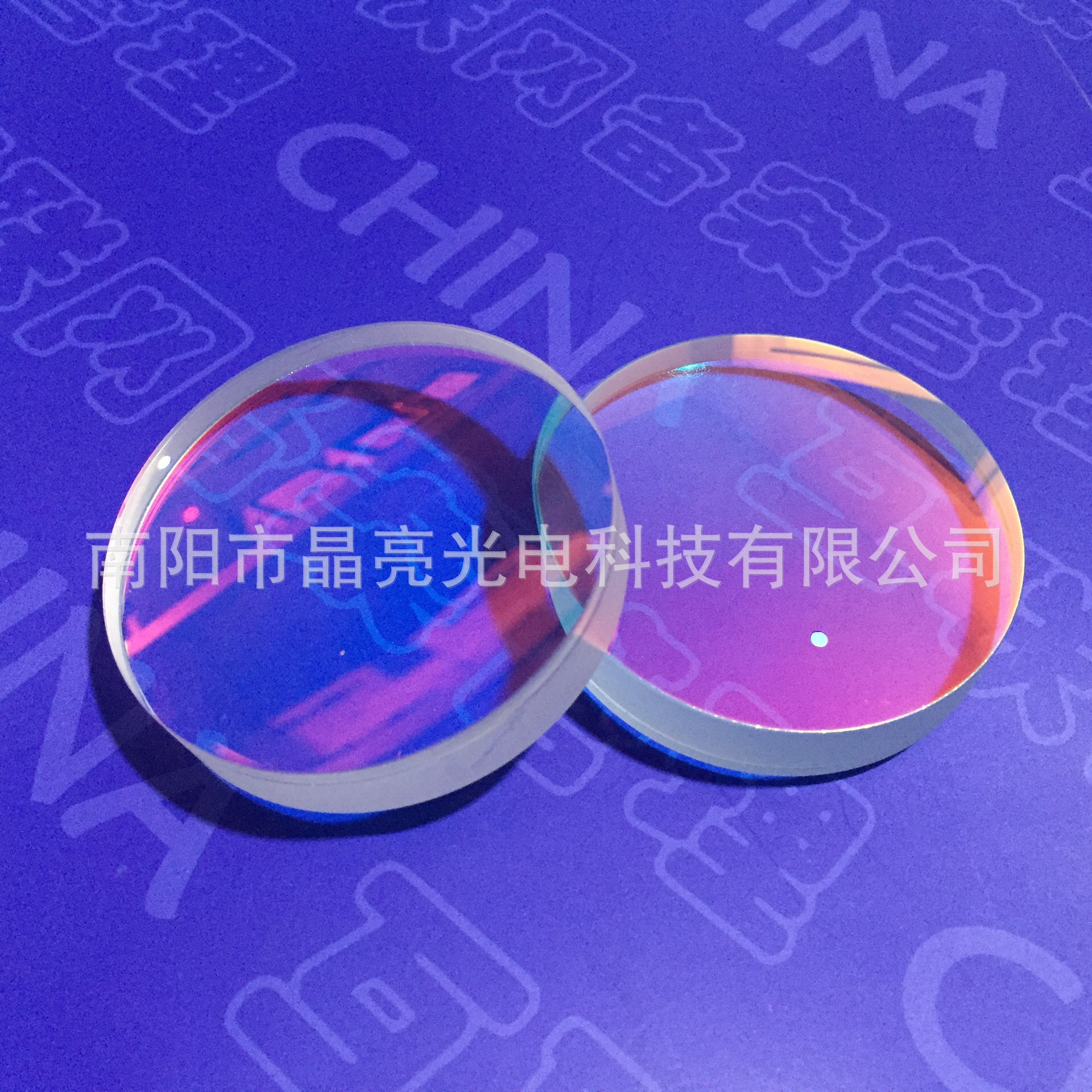 南陽晶亮光電提供等腰直角三棱鏡 南陽晶亮光電提供膠合透鏡鍍增透膜
